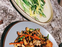 -鹿港小镇(霄云店)