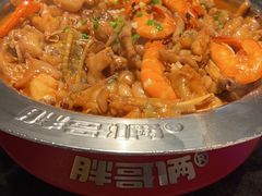 -胖哥俩肉蟹煲(长沙高铁吾悦广场店)