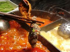 小嫩牛专利T型锅（一锅三吃）-热火朝天鲜切牛肉火锅(南强街巷店)