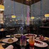 坐拥上海外滩270度夜景的高颜值餐厅🍴