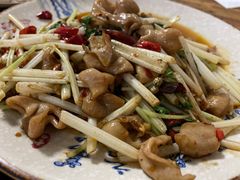 火爆肥肠-汝萍传统蘸水菜(春华路总店)