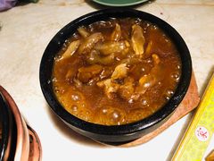 肉汁萝卜煨牛筋-那家小馆•北京菜•烤鸭(中关村店)