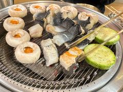 -围炉肉舍丹东海鲜烤肉·烤活鳗(步行街店)