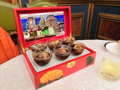 涝汁水母全蛰-品海楼·大连海胆锅贴馆(东港店)