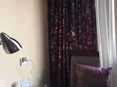 -山明水秀大饭店