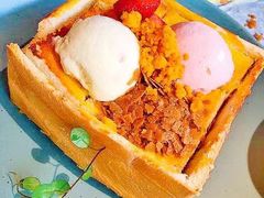 -蜜桃餐厅·伴山(湖滨商业街店)