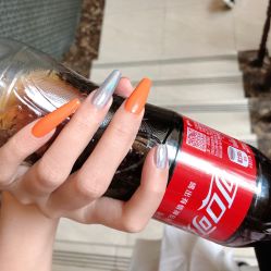 -蜜丝卡伦美甲美睫半永久