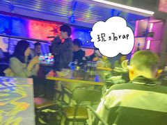 -UP嘻哈酒吧(粉巢店)