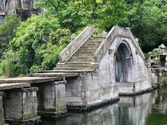 -绍兴东湖风景区