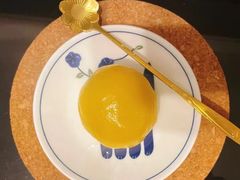 黄灿灿南瓜花生团子-泓历皇朝酒店(东亭店)
