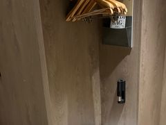 -上海虹桥中心爱琴海亚朵S酒店