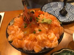 三文鱼火山丼-魔丼屋(日月光店)