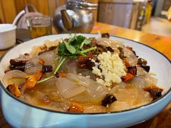 -鹤乡东北菜(崮山路店)