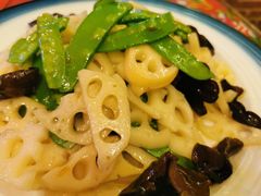 清荷小炒-闯关东东北农家菜(崂山石老人店)