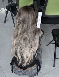 -镁连社·美联社