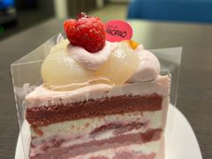 荔枝树莓红丝绒-PAOPAO Bakery&Café(港汇店)
