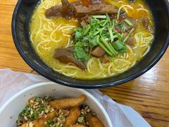 -志权牛肉面(灵山路店)