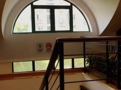 -杨浦区图书馆(长海路街道分馆)
