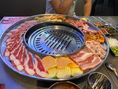 -哈哈碳都·牛肋条无限自助烤肉(台江万达店)