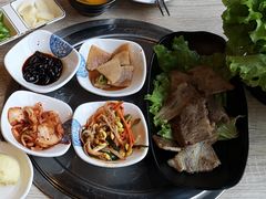 梅花肉-郑阿姨的家·이모네·韩料&烤肉(武川路店)