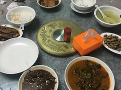 -山里人家土菜馆(茅山店)