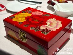 -千百味红餐厅·江西菜(绿地双子塔店)