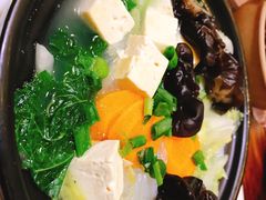 -万和春排骨砂锅米饭(湖北路店)