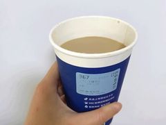 生椰拿铁-瑞幸咖啡(华东理工大学商学院店)
