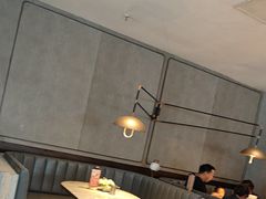 -必胜客(漕宝路店)