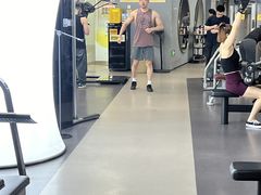 -超鹿运动(五四路恒力城店)