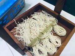-红鼎豆捞·非遗鲍皇汤火锅(宝丰路店)