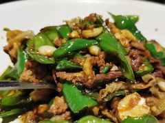 -费大厨辣椒炒肉(高铁吾悦广场店)