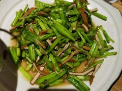 -吴越荣记苏州菜·松鼠桂鱼100%活鱼现做(斜塘老街店)