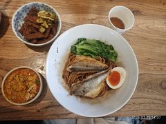 -蟹黄鱼·海派深夜面馆(江湾里店)