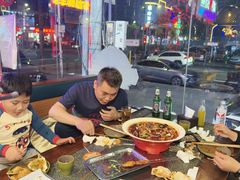 -路边边.炒菜烧烤.音乐餐厅(良乡长虹店)