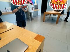 -Apple零售店(华贸购物中心店)