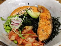 煎三文鱼沙拉碗-Wagas沃歌斯(太古汇店)