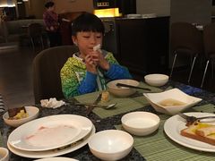 -南桥绿地铂骊酒店