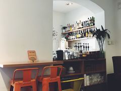 -WOW coffee