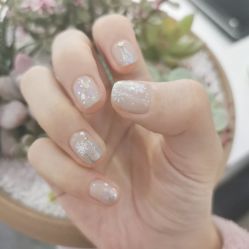 -初心纹眉洗眉·美甲美睫