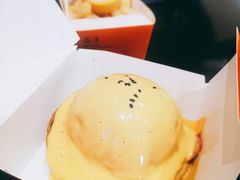 芝士熔岩牛肉汉堡-前进5路汉堡炸鸡(汉街skp店)