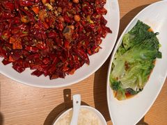 -渝信川菜 · 川味家常菜(财富购物中心店)
