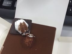 -驿都金陵大酒店-停车场