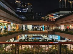 -瑞虹新天地月亮湾