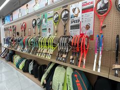 -Wilson威尔胜(漕溪北路店)