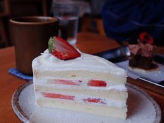 草莓戚风-三花屋 Mihhanaya