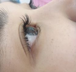 -七月美睫 美甲