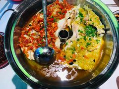 剁椒鱼头-老湘亲·品鉴湘菜(蔡塘爱琴海店)