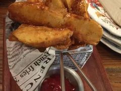 -I HOLIC艾豪丽披萨(KKone店)