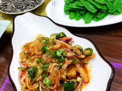 -伊源鼎盛餐饮服务有限公司